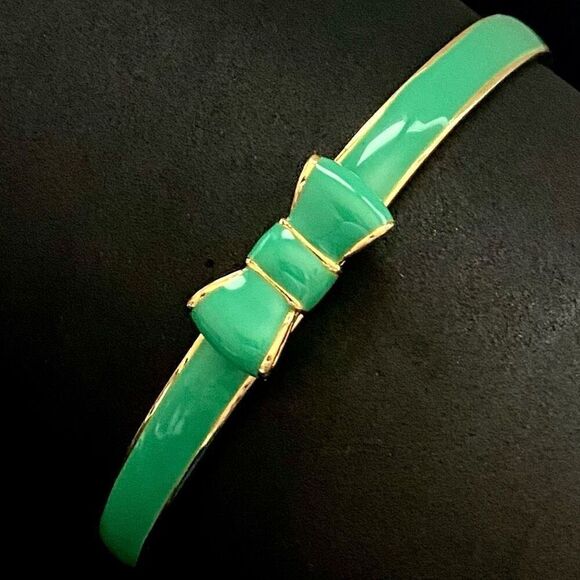 APU “Kate Spade” Green Enamel 2 3/4” Bangle Bracelet - Picture 2 of 8